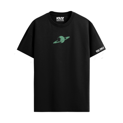 SATURN BLACK REGULAR FIT T-SHIRT